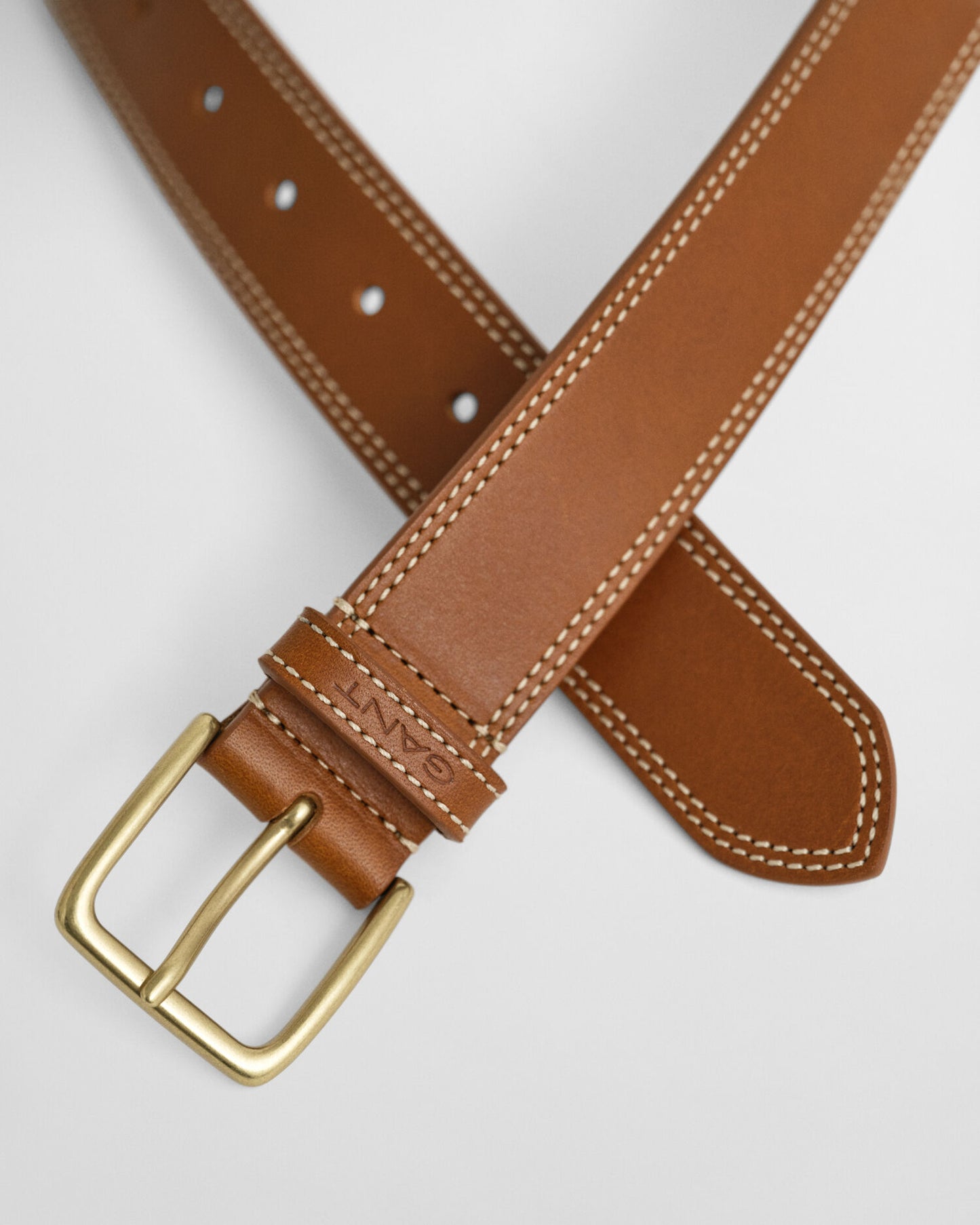Ceinture en cuir à surpiqûres contrastantes