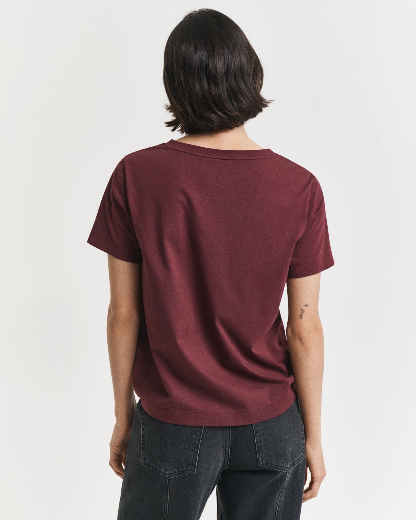 T-shirt col en V Shield