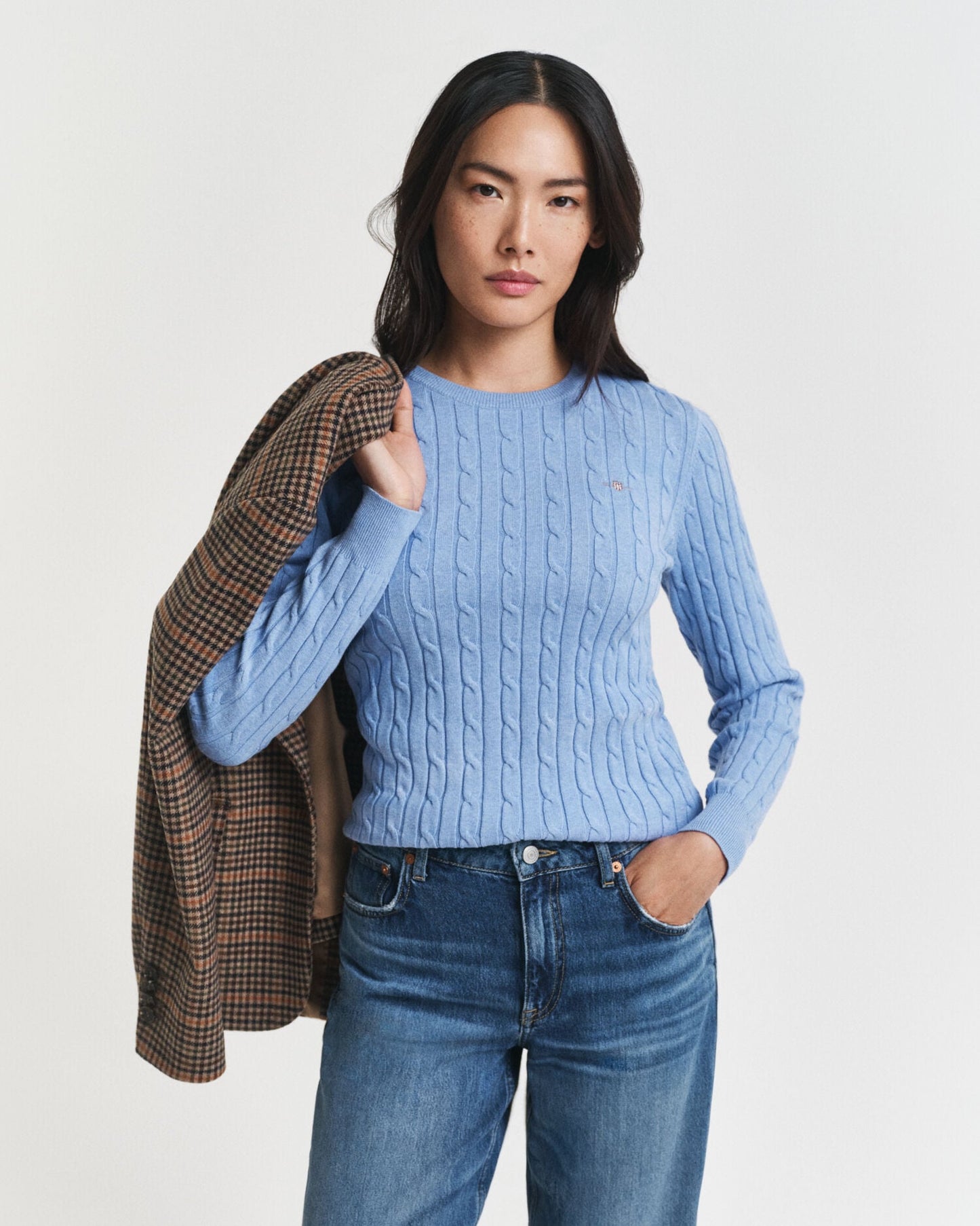 Pullover mit Rundhalsausschnitt aus Stretch-Baumwolle mit Zopfmuster