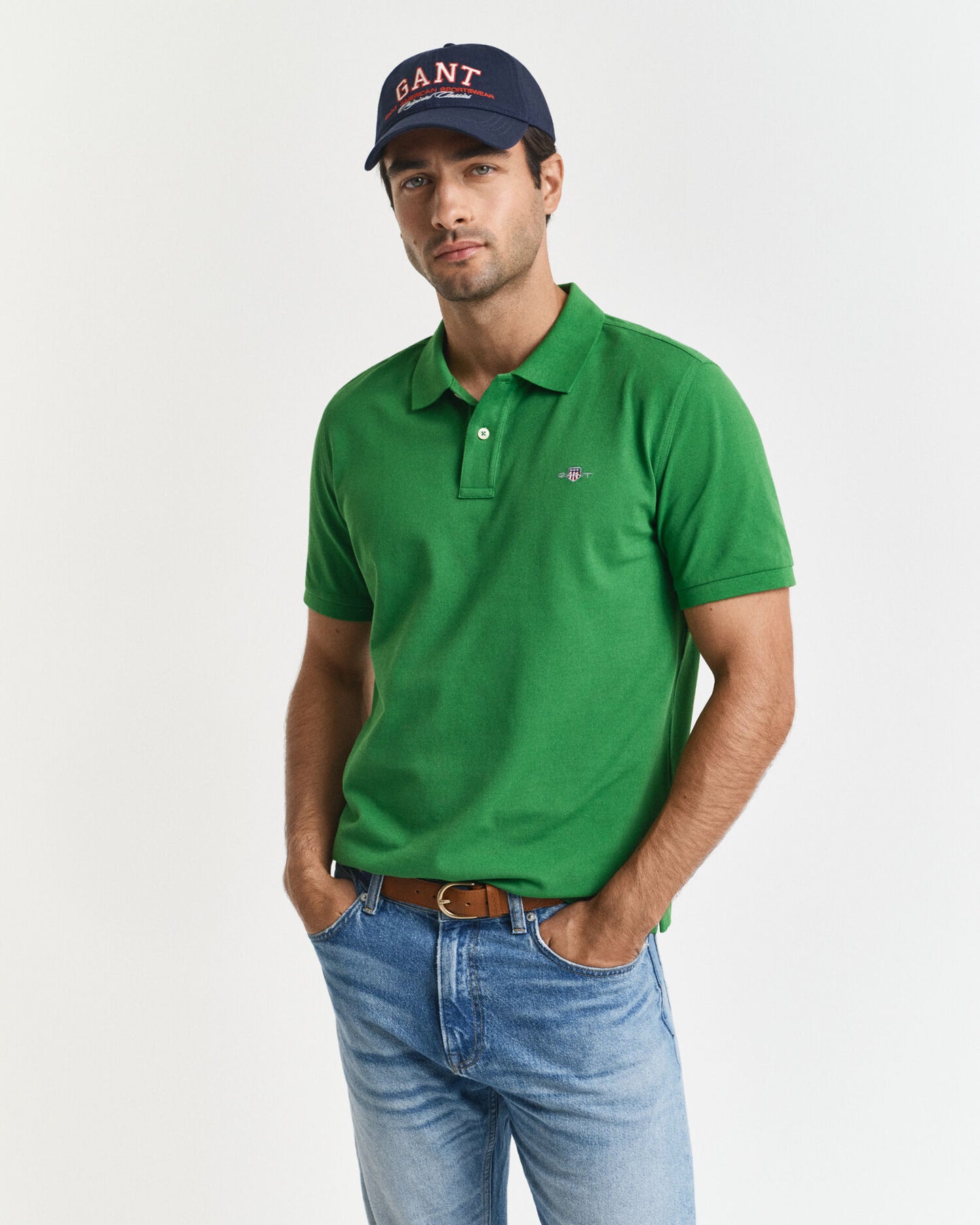 Poloshirt aus Piqué mit Wappen-Stickerei, Regular Fit