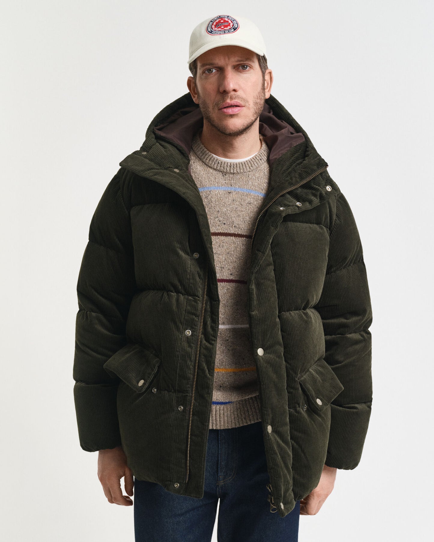 Daunenpufferjacke aus Cord