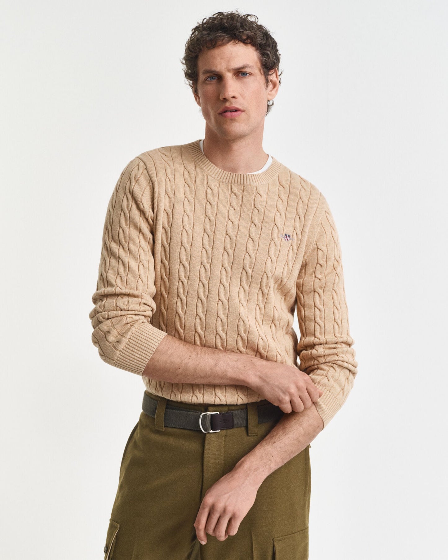 Pull en maille torsadée de coton à col rond