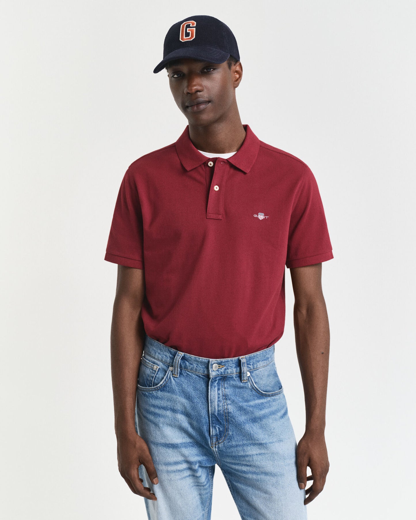 Poloshirt aus Piqué mit Wappen-Stickerei, Regular Fit