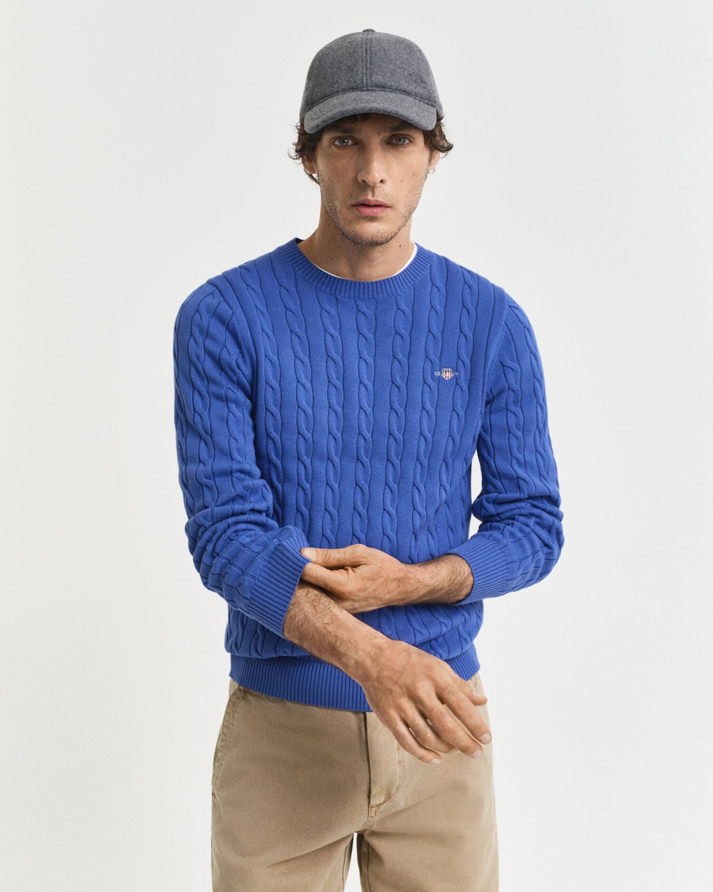 Pull en maille torsadée de coton à col rond