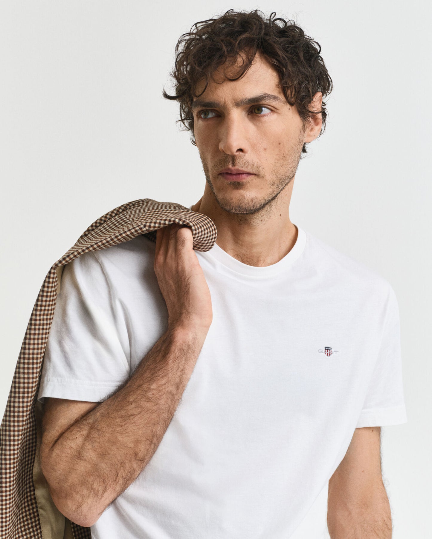 T-shirt regular coupe droite Shield