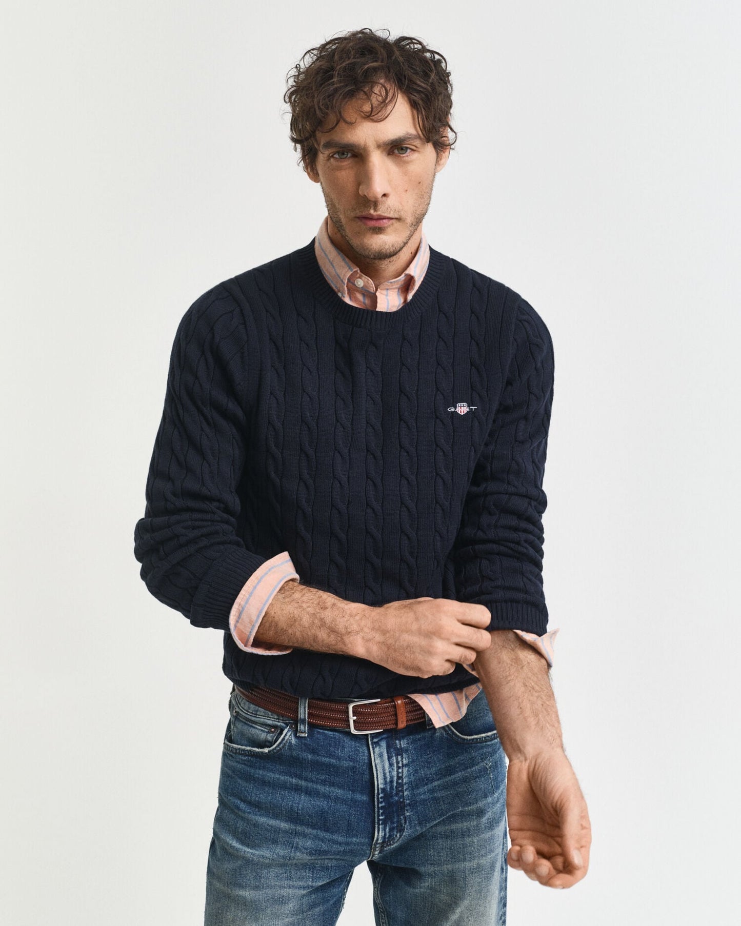 Pull en maille torsadée de coton à col rond